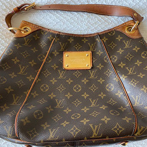 Louis Vuitton Galliera PM Monogram Canvas Bag